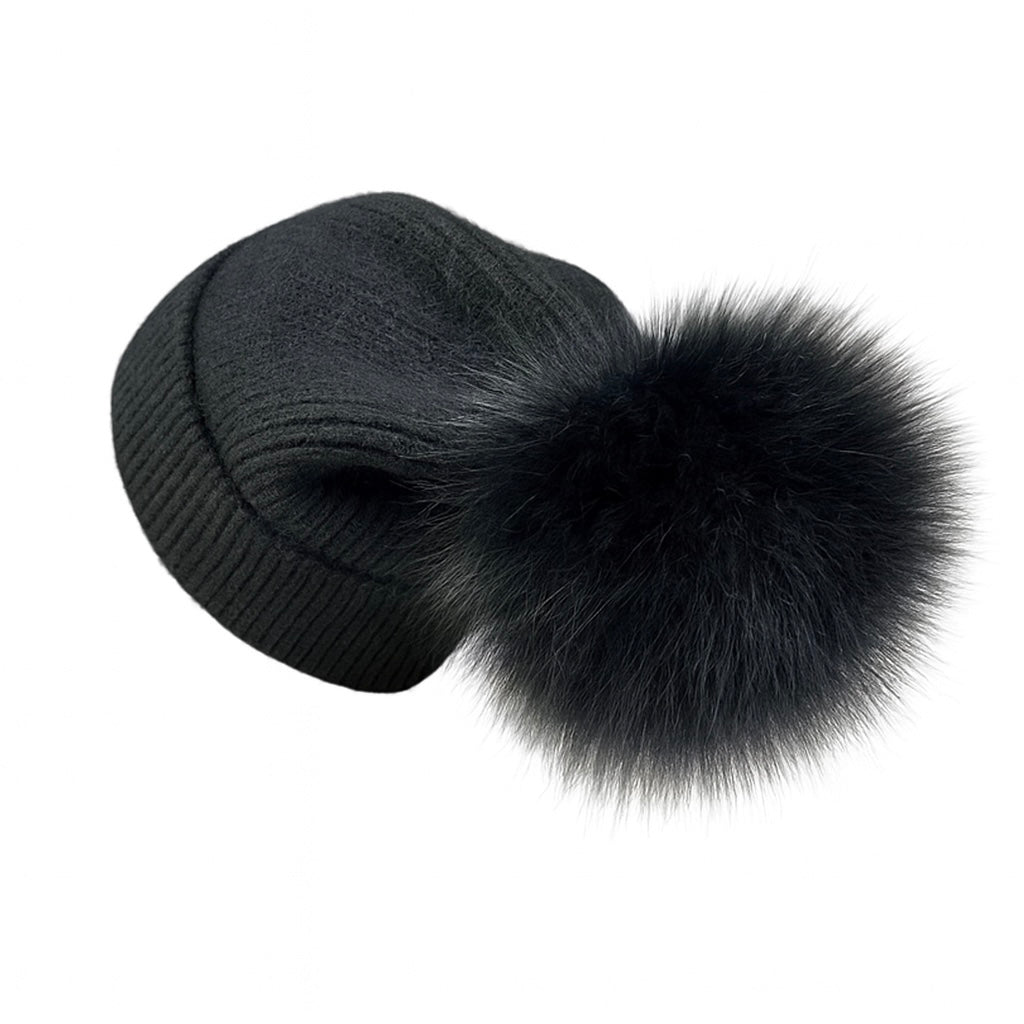 Ciepła czapka z pomponem z naturalnego lisa