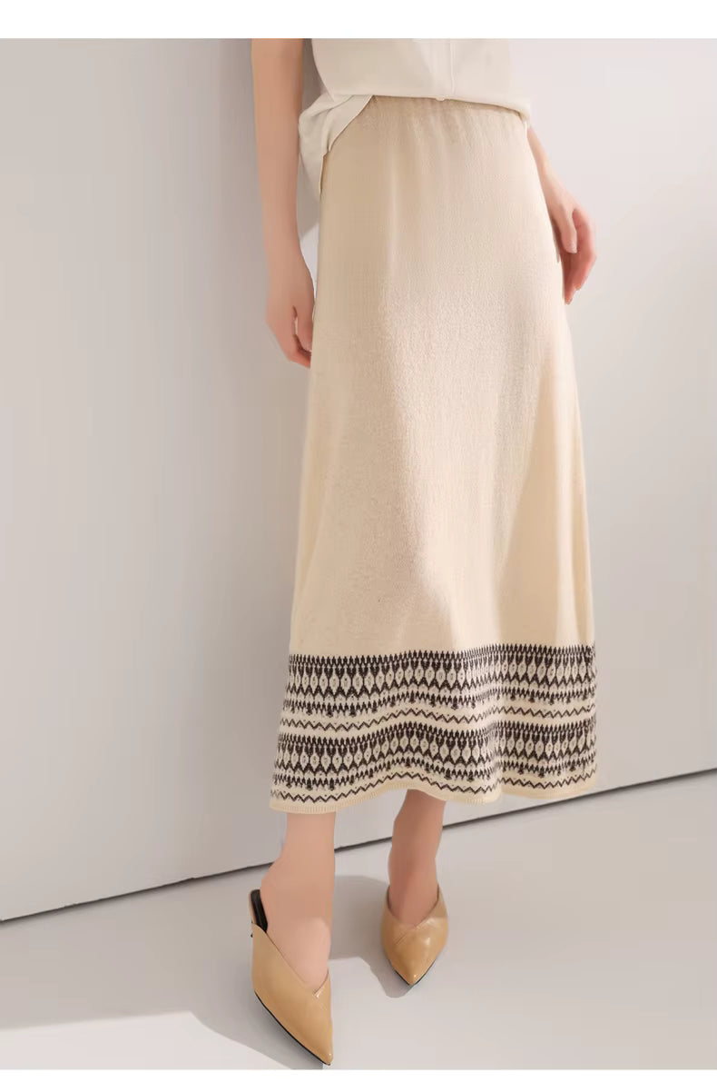 Beżowa wełniana spódnica w kształcie litery A