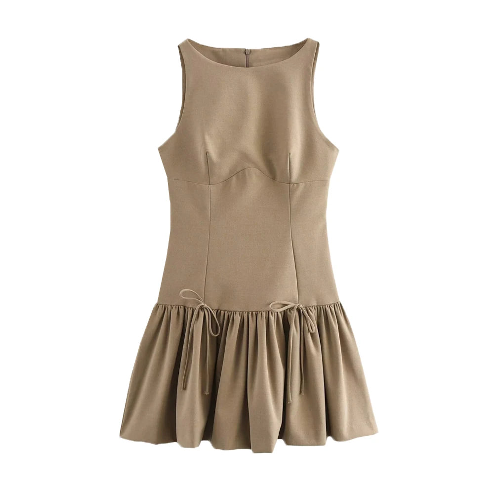 Sukienka mini z falbanką i kokardkami