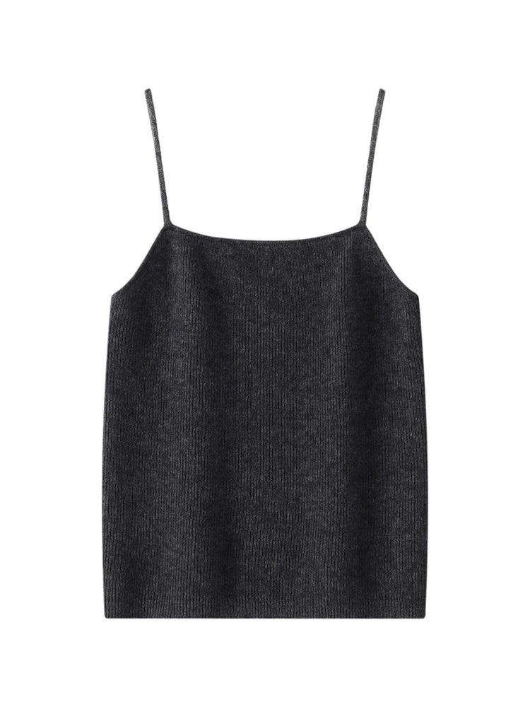 Kaszmirowy top na cienkich ramiączkach