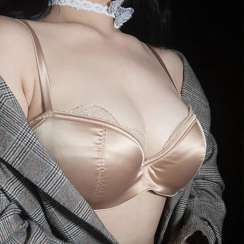 Satynowy komplet bielizny biustonosz Push-Up