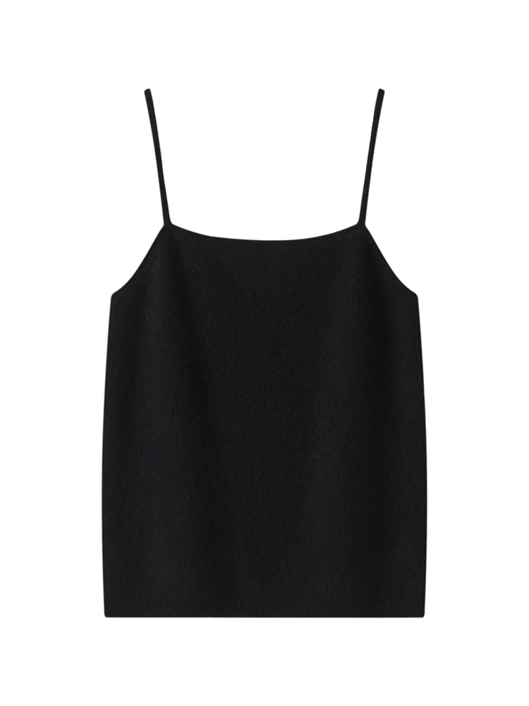 Kaszmirowy top na cienkich ramiączkach