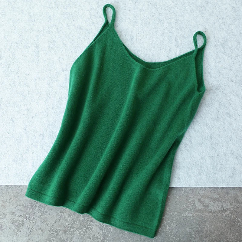 Wełniana bluzka na ramiączkach