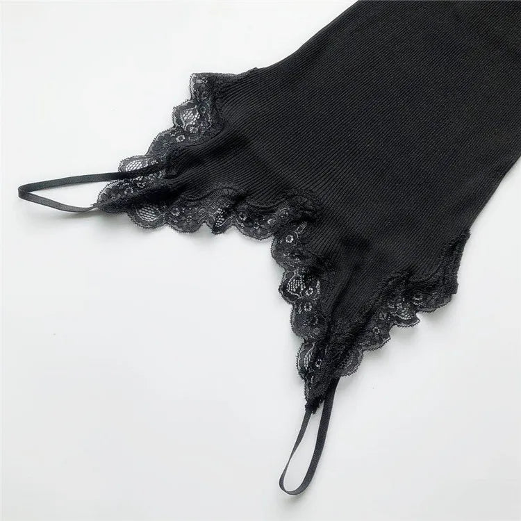 Jedwabny top na ramiączkach z koronką