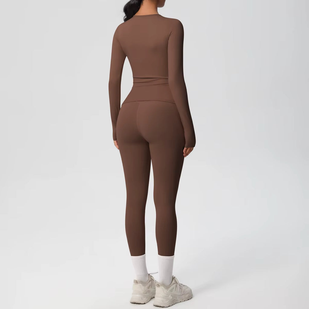 Komplet sportowy dwuczęściowy do ćwiczeń