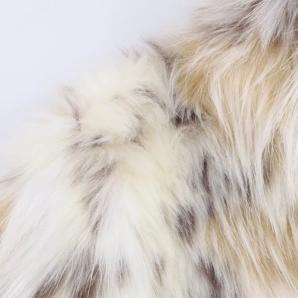 Wielokolorowe sztuczne futro