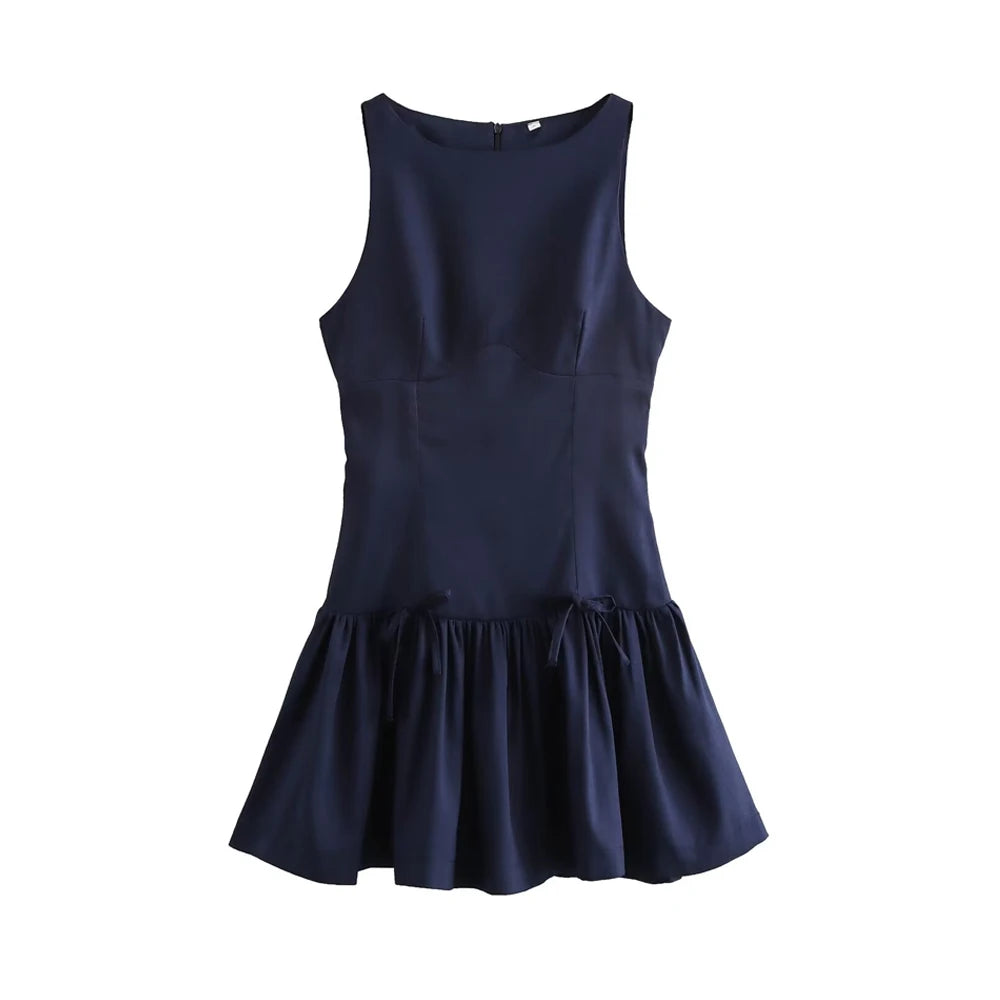 Sukienka mini z falbanką i kokardkami