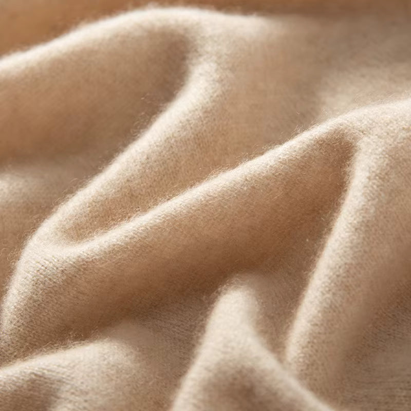 Wełniane ponczo o luźnym kroju