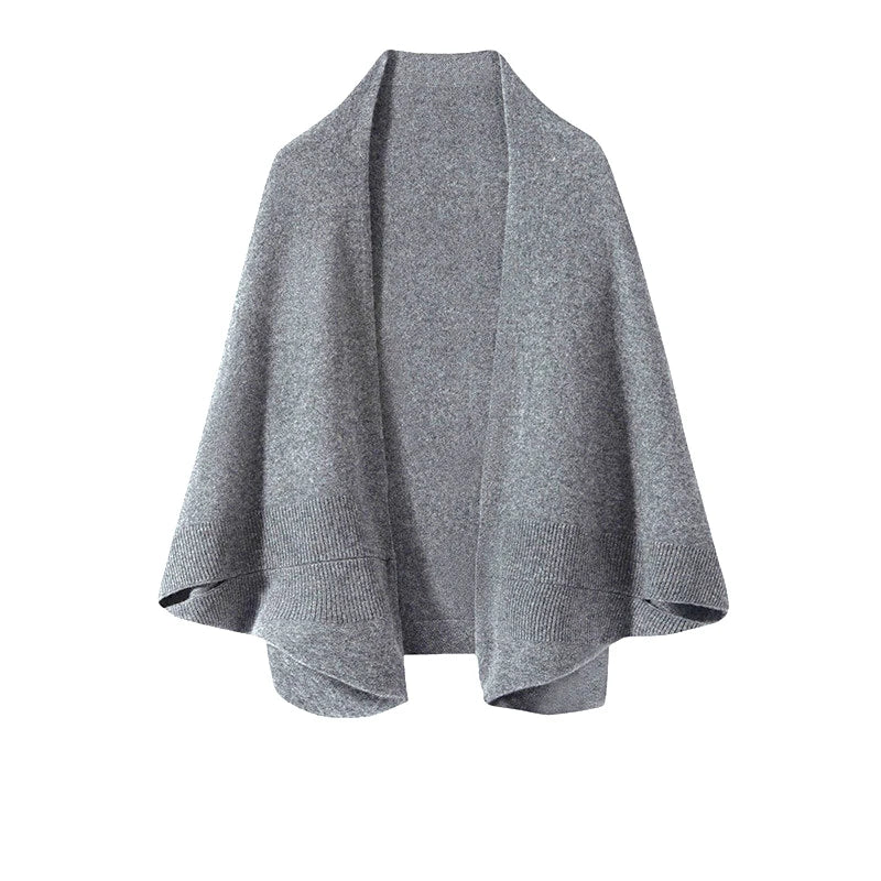 Wełniane ponczo o luźnym kroju