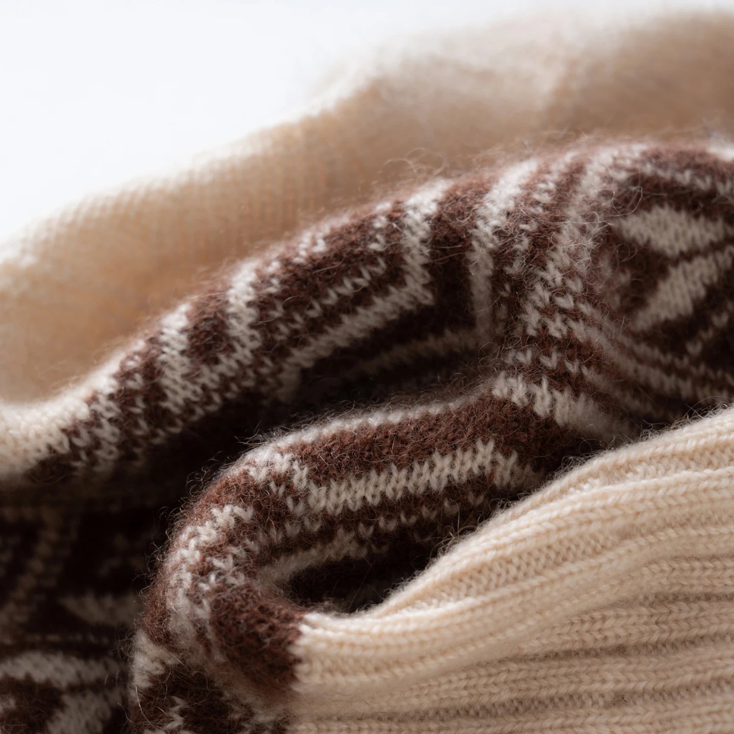 Kaszmirowa zimowa czapka unisex