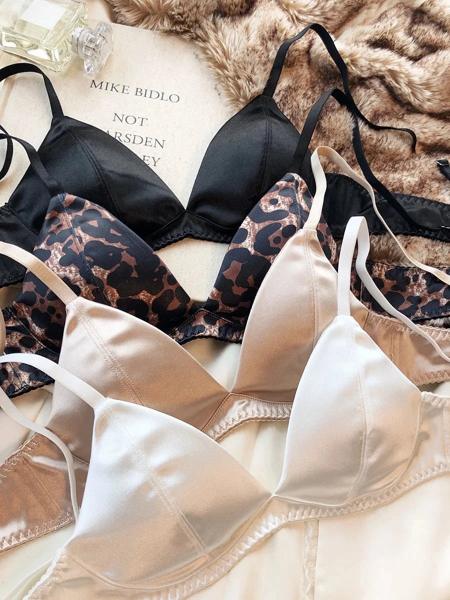 Satynowy komplet bielizny