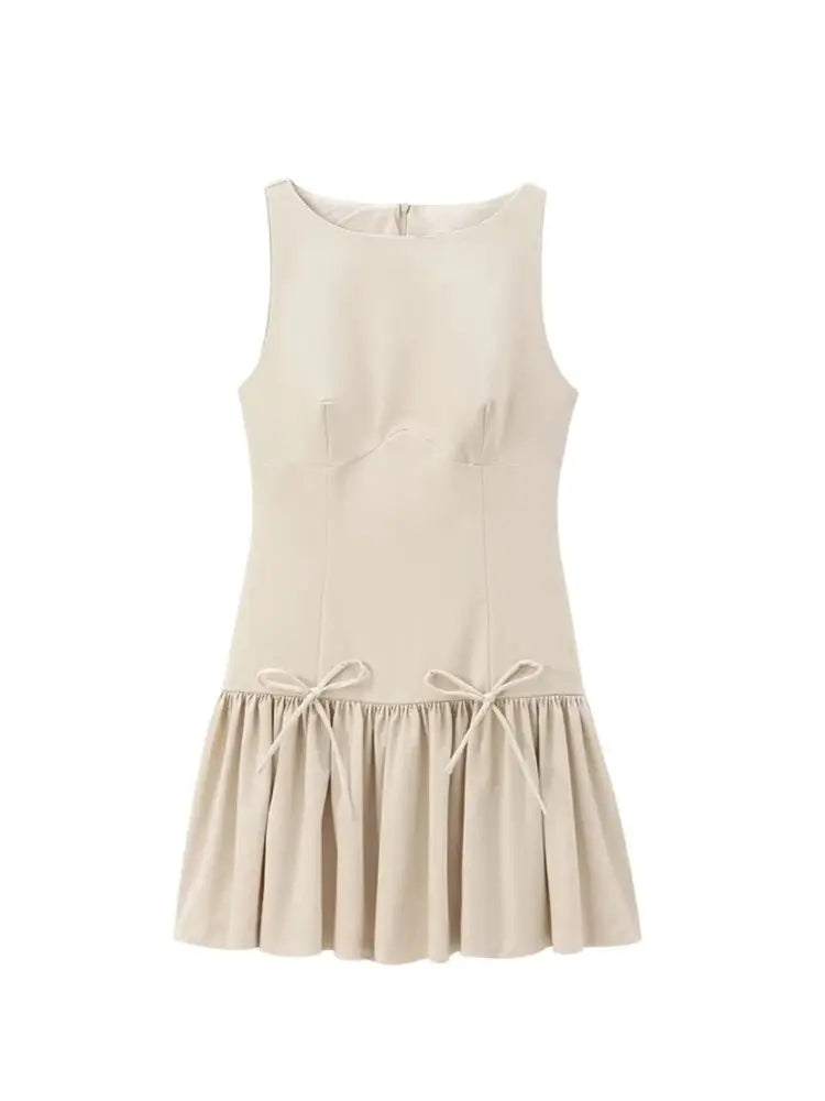 Sukienka mini z falbanką i kokardkami